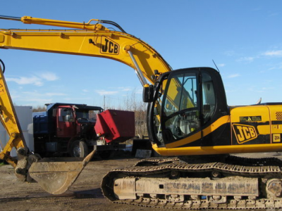 Аренда Экскаватор гусеничный JCB JS200SC