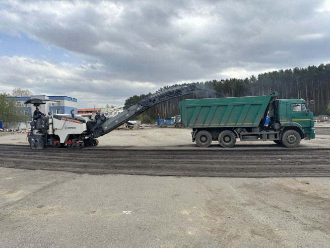 Аренда Дорожная фреза WIRTGEN W130CF Аренда Дорожная фреза WIRTGEN W130CF